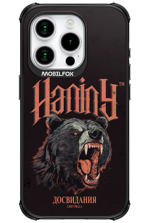 Bear Attack - Apple iPhone 15 Pro