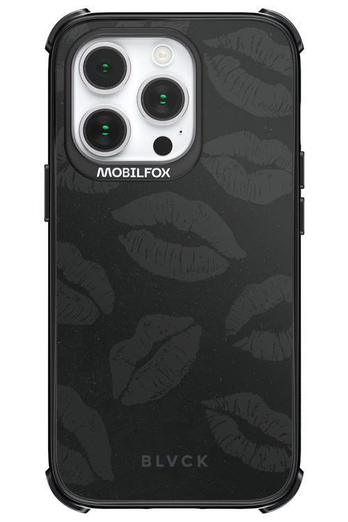 Dark Lips - Apple iPhone 14 Pro