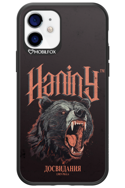 Bear Attack - Apple iPhone 12