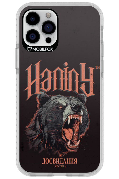 Bear Attack - Apple iPhone 12 Pro