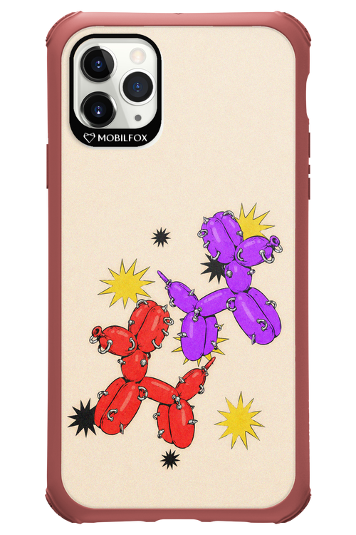 Dog Fight 2.0 - Apple iPhone 11 Pro Max