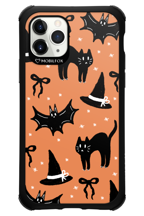 Cat & Bat - Apple iPhone 11 Pro