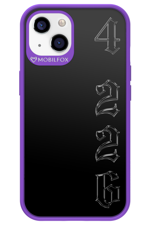 4_226 - Apple iPhone 13