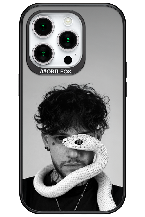 SNAKE (RAVA) 2.0 - Apple iPhone 15 Pro