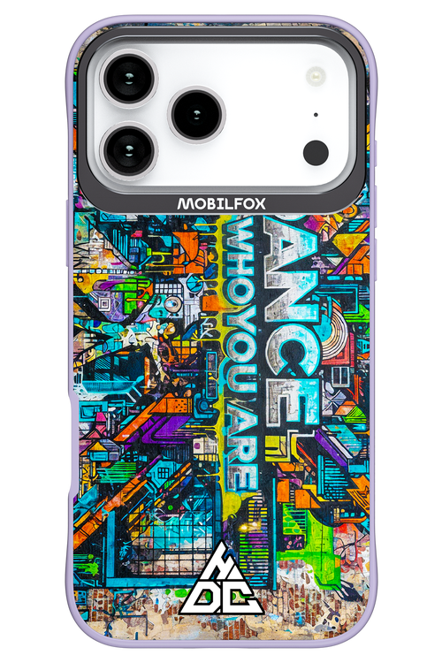 HDC 4 - Apple iPhone 17 Pro Max