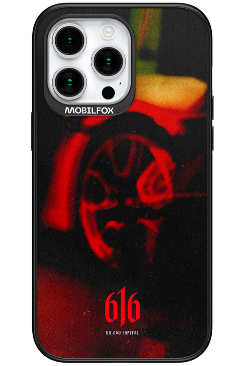 616 - Apple iPhone 15 Pro Max