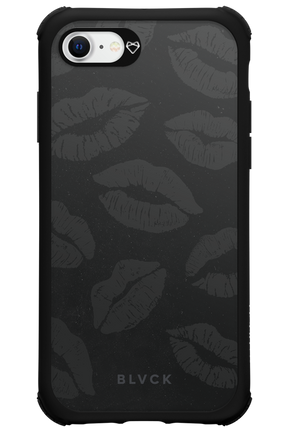 Dark Lips - Apple iPhone 8