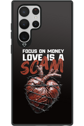 Focus on money, love is a scam - Samsung Galaxy S22 Ultra