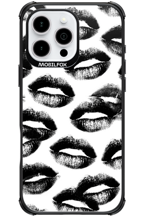 Ghost Kiss - Apple iPhone 16 Pro Max