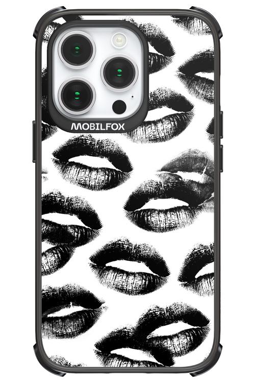 Ghost Kiss - Apple iPhone 14 Pro