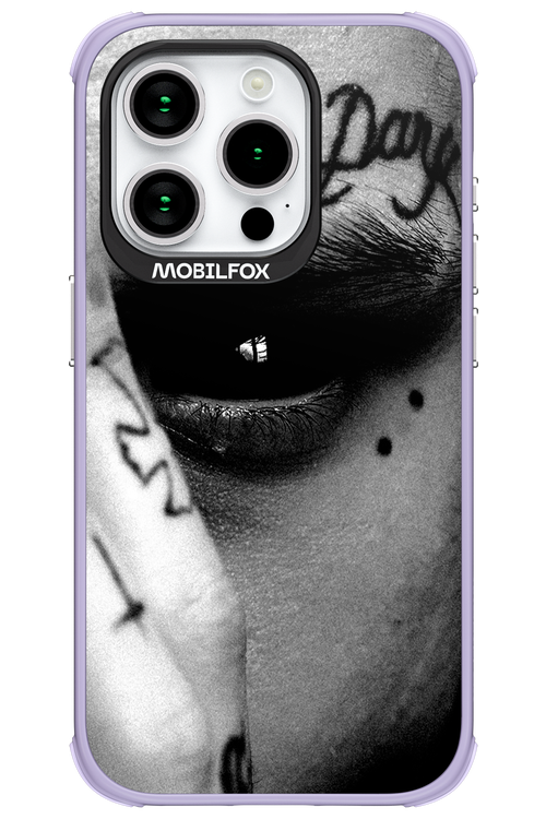 Eye On You - Apple iPhone 15 Pro