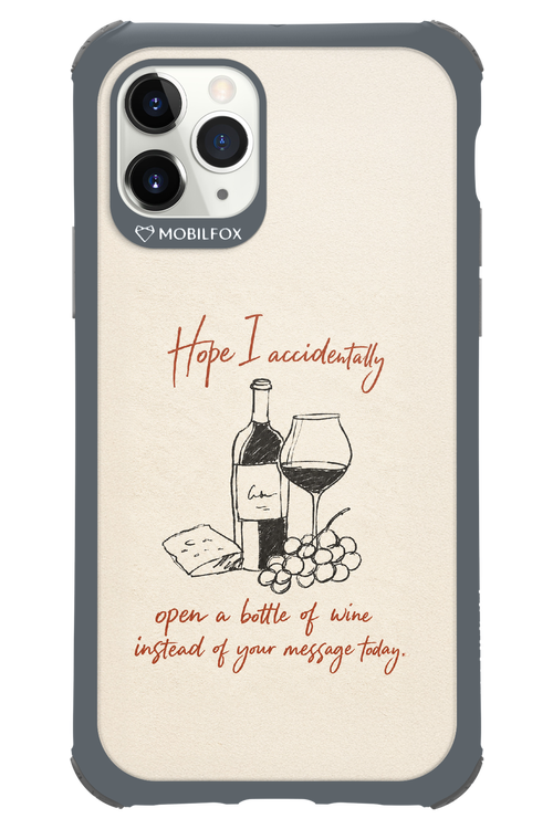 Bottle of wine 2.0 - Apple iPhone 11 Pro