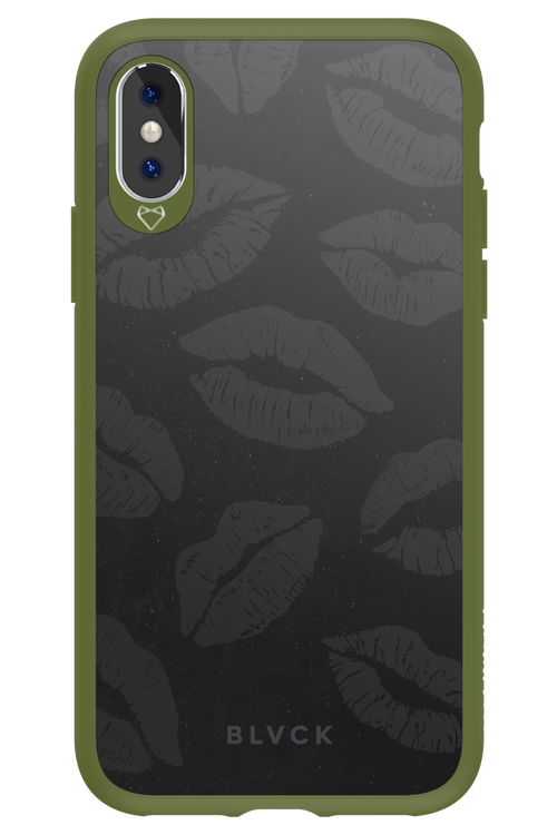 Dark Lips - Apple iPhone XS