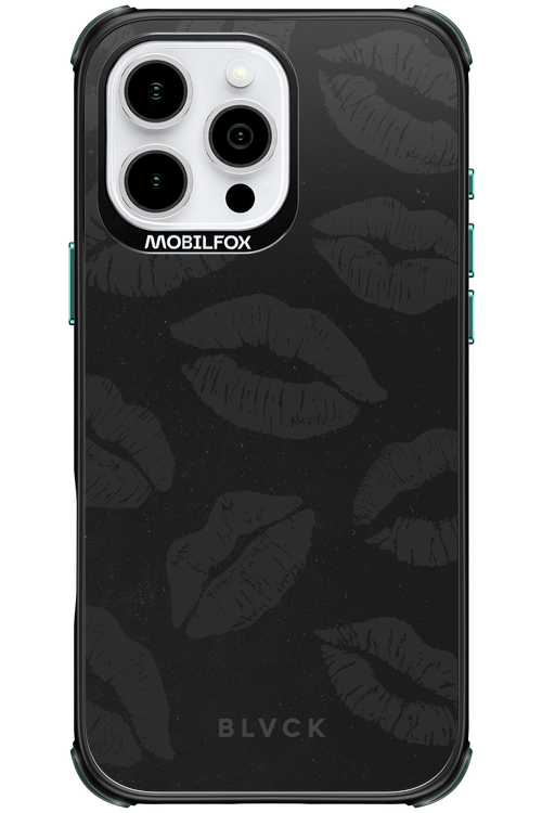 Dark Lips - Apple iPhone 16 Pro Max