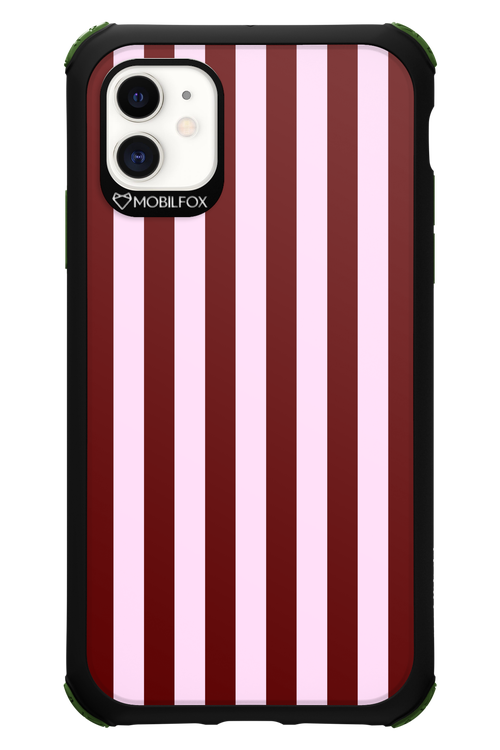 Circus Romance 2.0 - Apple iPhone 11