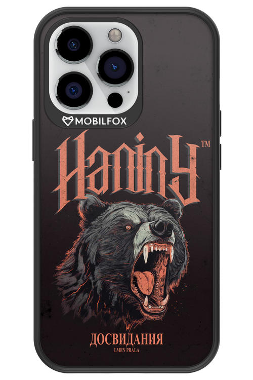 Bear Attack - Apple iPhone 13 Pro