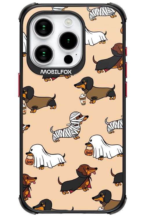 Scary Dachshund - Apple iPhone 15 Pro