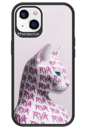 RVA Cat - Apple iPhone 13