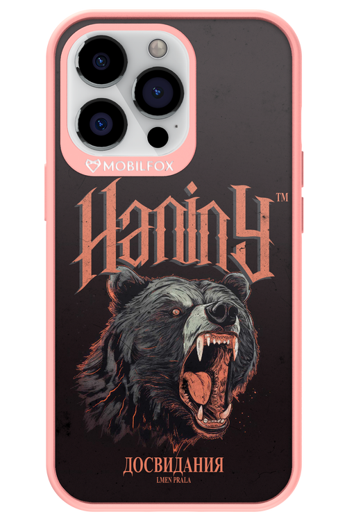 Bear Attack - Apple iPhone 13 Pro