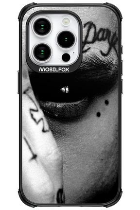 Eye On You - Apple iPhone 15 Pro