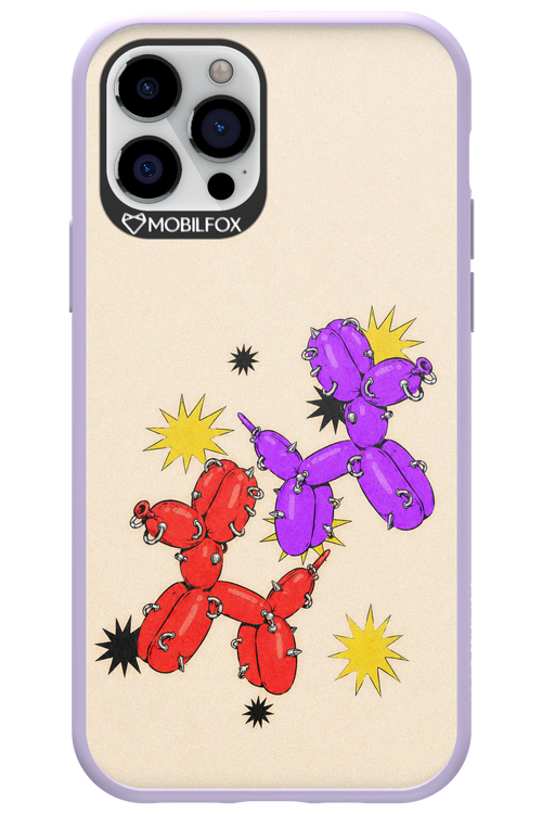 Dog Fight 2.0 - Apple iPhone 12 Pro