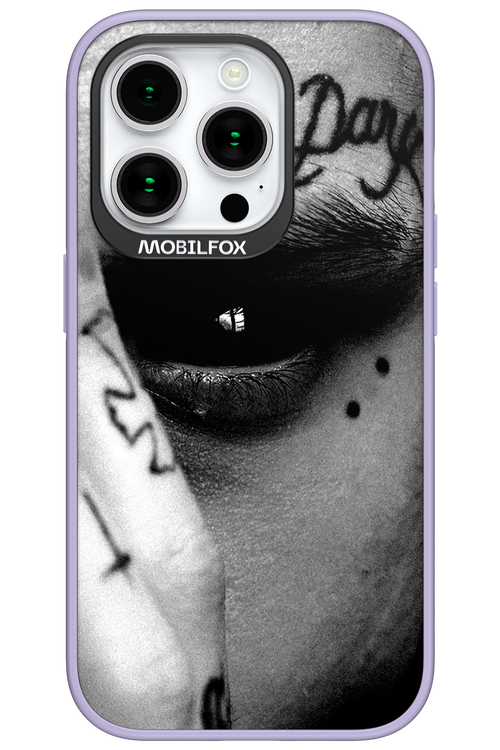 Eye On You - Apple iPhone 15 Pro