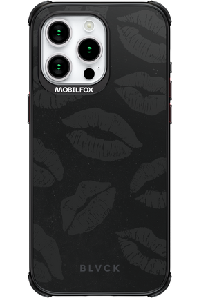 Dark Lips - Apple iPhone 15 Pro Max