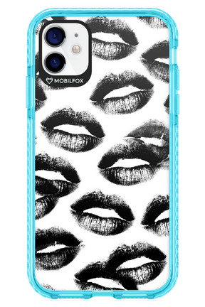 Ghost Kiss - Apple iPhone 11