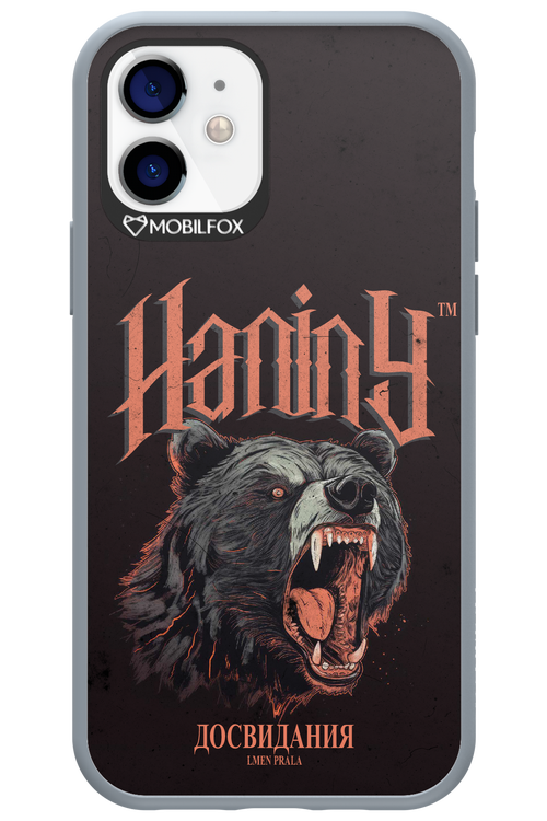 Bear Attack - Apple iPhone 12