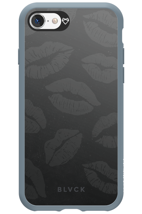 Dark Lips - Apple iPhone SE 2022