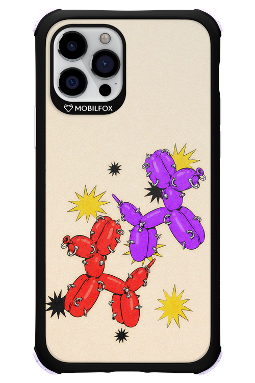 Dog Fight 2.0 - Apple iPhone 12 Pro