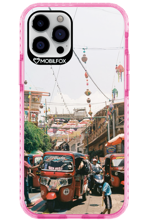 Guatemala Day 2.0 - Apple iPhone 12 Pro