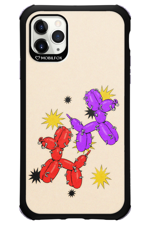 Dog Fight 2.0 - Apple iPhone 11 Pro Max