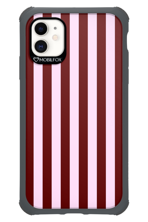 Circus Romance 2.0 - Apple iPhone 11