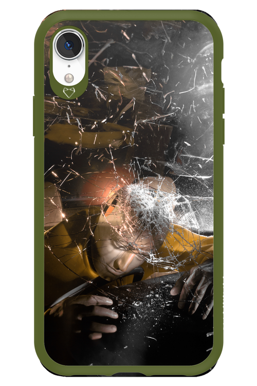 Final Impact - Apple iPhone XR