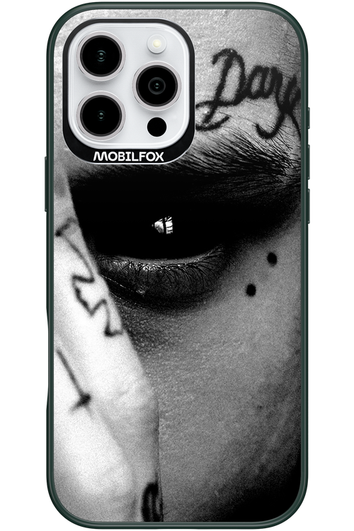 Eye On You - Apple iPhone 16 Pro Max