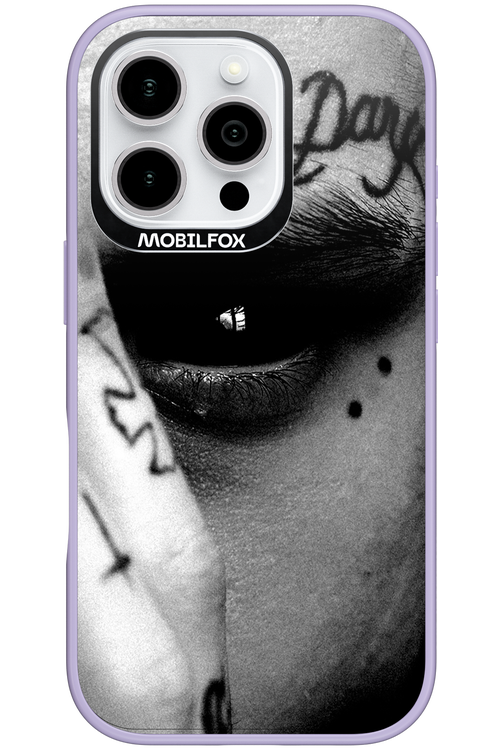 Eye On You - Apple iPhone 16 Pro