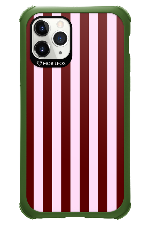 Circus Romance 2.0 - Apple iPhone 11 Pro