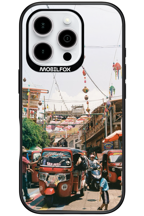 Guatemala Day 2.0 - Apple iPhone 16 Pro