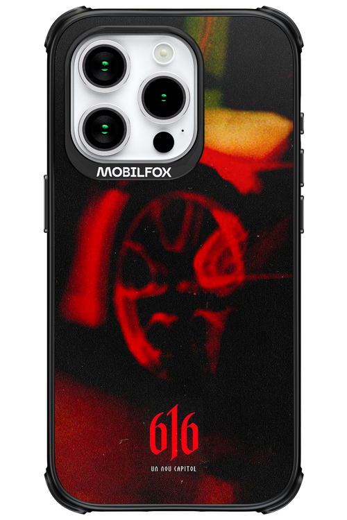 616 - Apple iPhone 15 Pro