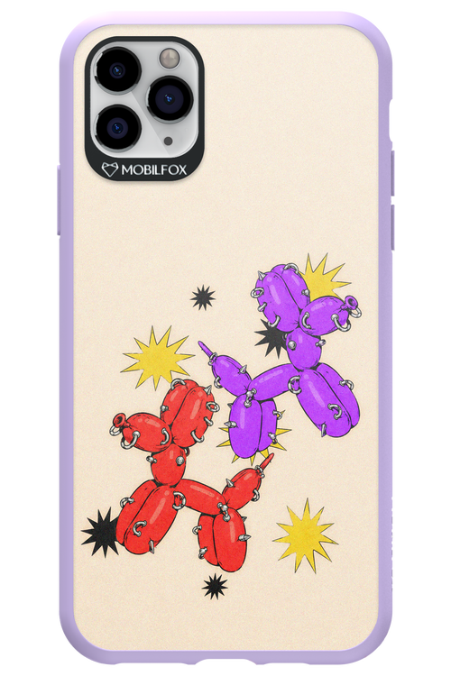 Dog Fight 2.0 - Apple iPhone 11 Pro Max