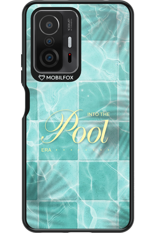 Into the Pool - Xiaomi Mi 11T