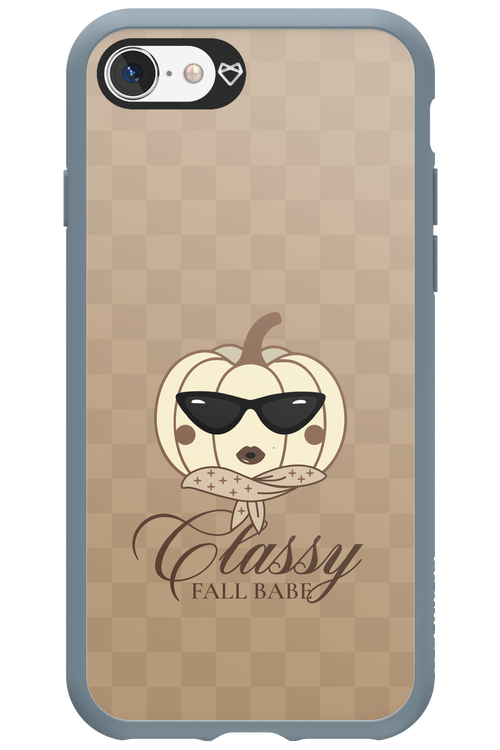 Fall Babe - Apple iPhone 8