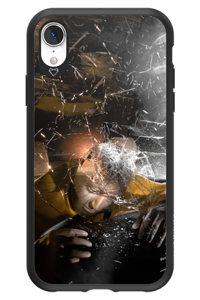 Final Impact - Apple iPhone XR