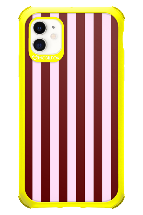 Circus Romance 2.0 - Apple iPhone 11