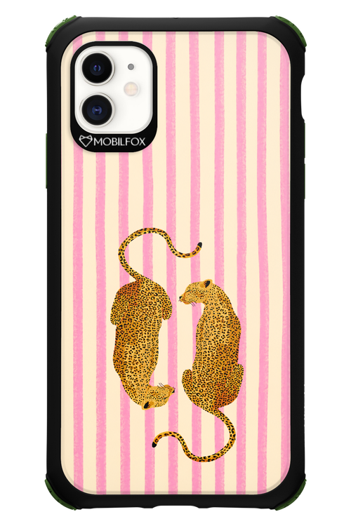 Retro Leo 2.0 - Apple iPhone 11