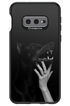 Hellhound 2.0 - Samsung Galaxy S10e