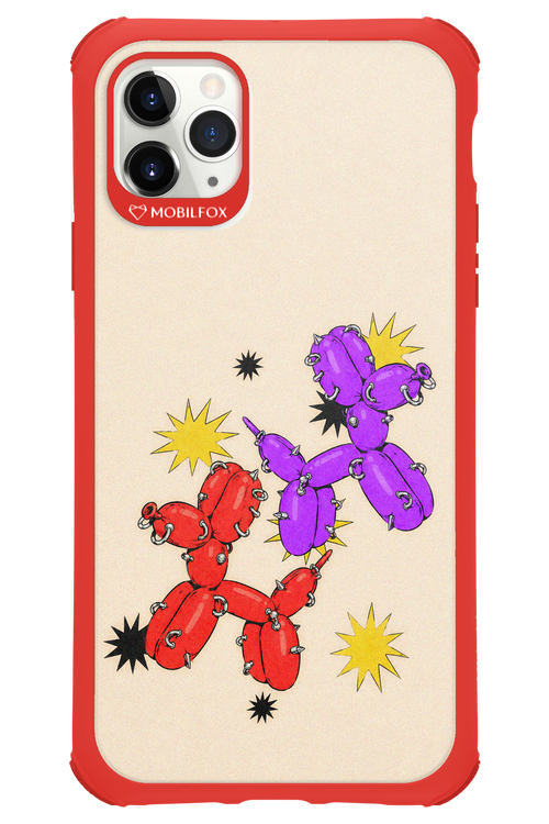 Dog Fight 2.0 - Apple iPhone 11 Pro Max