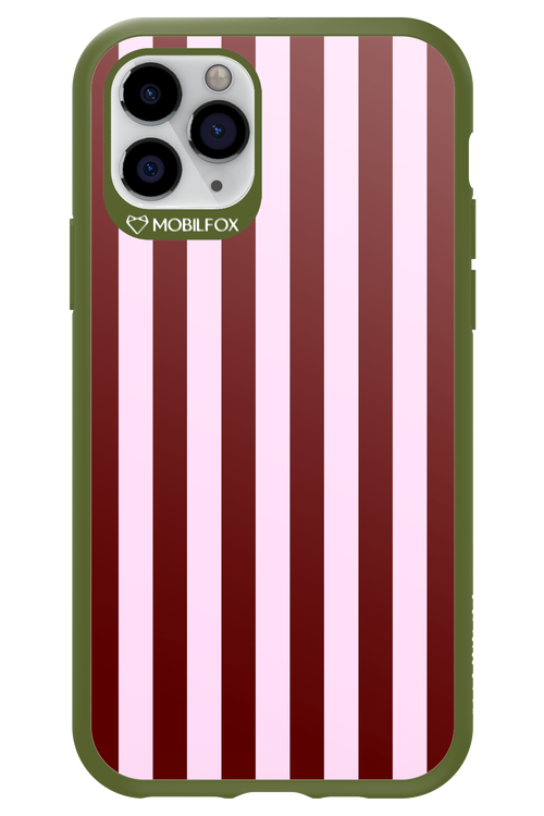 Circus Romance 2.0 - Apple iPhone 11 Pro