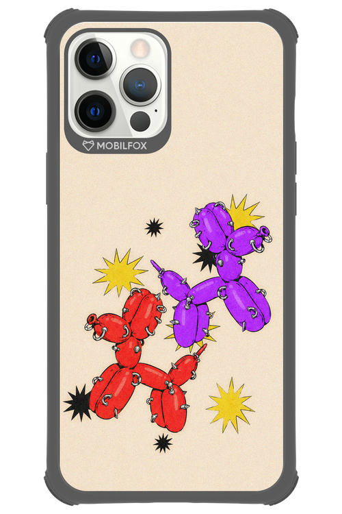 Dog Fight 2.0 - Apple iPhone 12 Pro Max